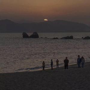 美女奶头视频一区二区三区
